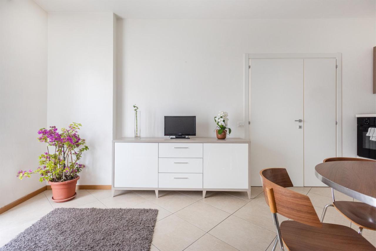 Ferienwohnung Residenza Elisabetta Riva del Garda Exterior foto